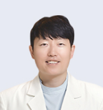 흰 가운을 입은 밝은세상안과 의료진 프로필 사진