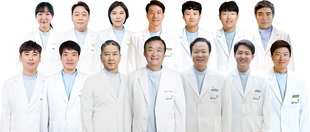 밝은세상안과 의료진 단체 사진